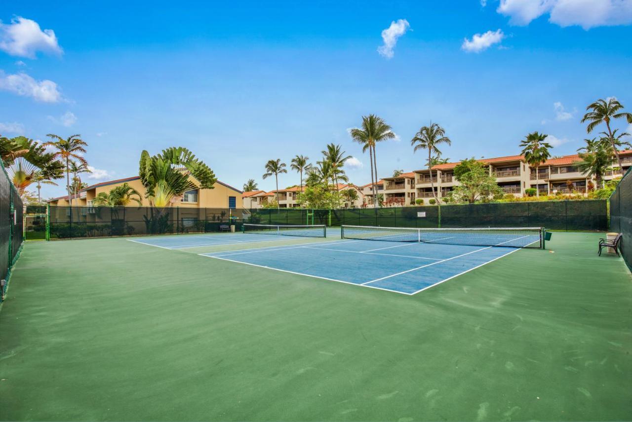 Oceanfront Complex With 2 Pools, Tennis Courts, And Expansive Ocean Views - 10-104 Кайлуа Кона Екстериор снимка